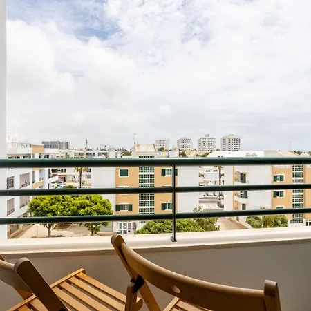 Floor With Great Views! Appartement *